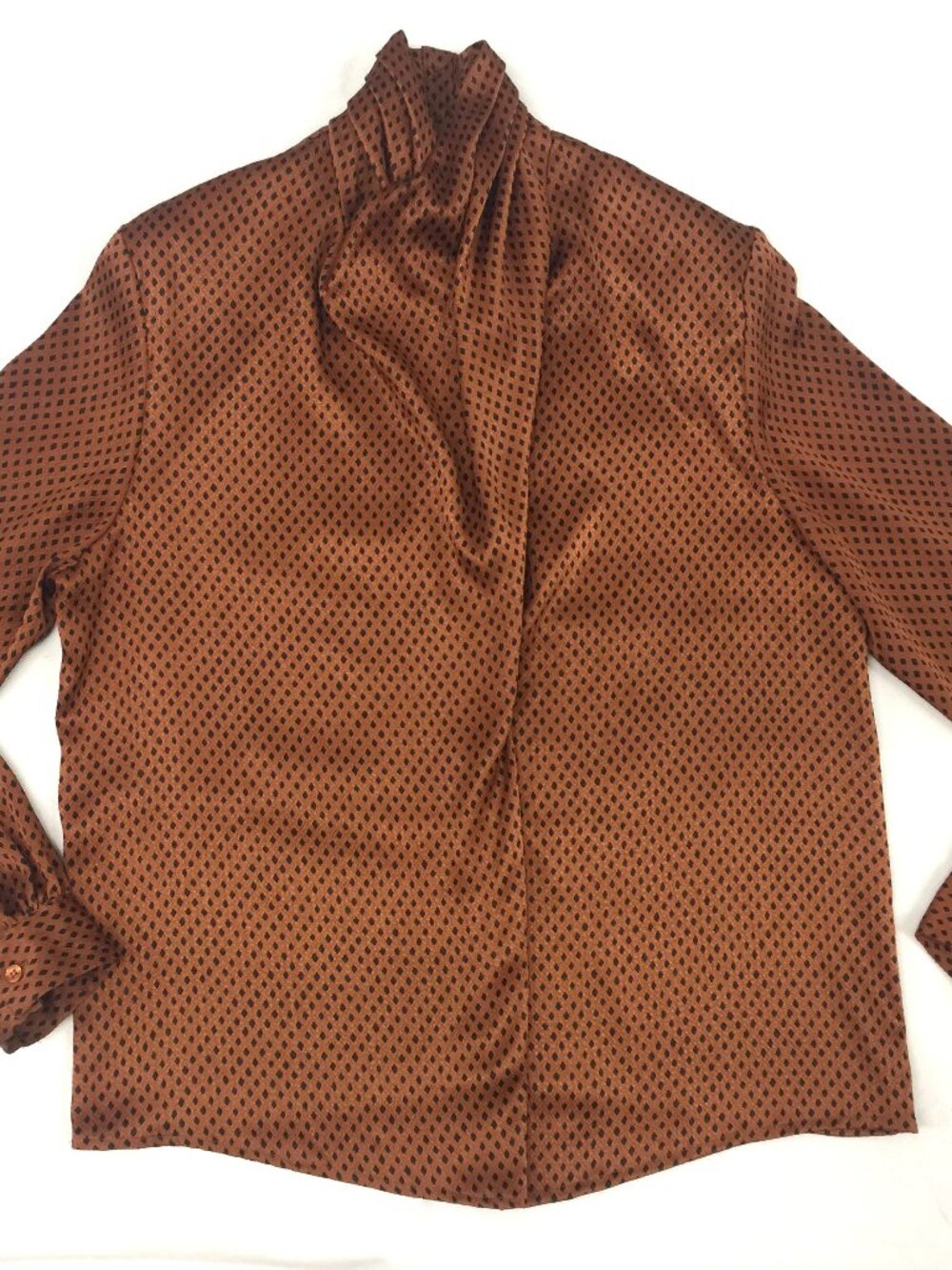 Vintage: Le Chine Classic Galinda Wang tie blouse